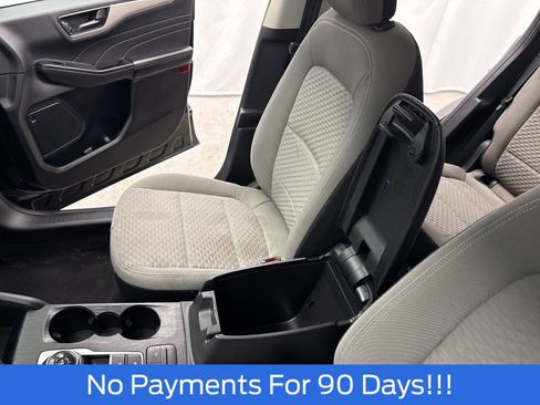 Certified 2022 Ford Escape SE w/ SE Sport Appearance Package image 21