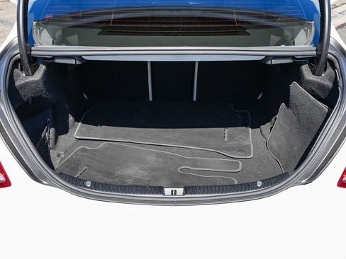 Used 2018 Mercedes-Benz C 300 Sedan image 26