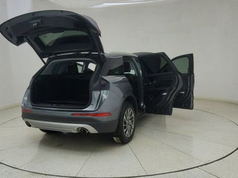 Used 2022 Lincoln Corsair FWD image 73