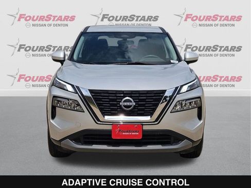 Used 2023 Nissan Rogue SV FWD image 10