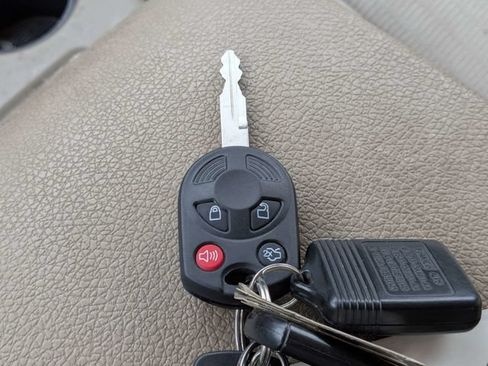 Used 2008 Ford Explorer Sport Trac XLT RWD image 21