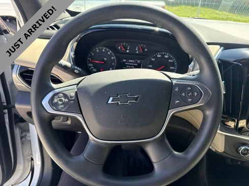 Used 2023 Chevrolet Traverse LS w/ Midnight/Sport Edition FWD image 8