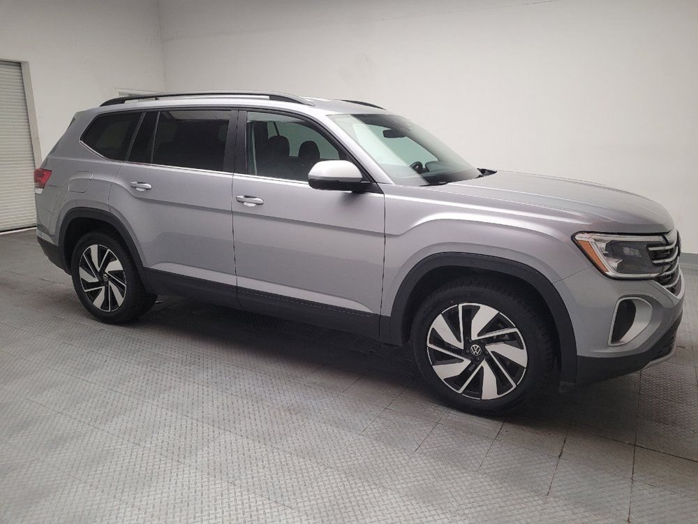 Used 2024 Volkswagen Atlas SE FWD image 11