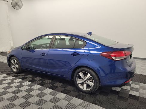 Used 2018 Kia Forte S image 3