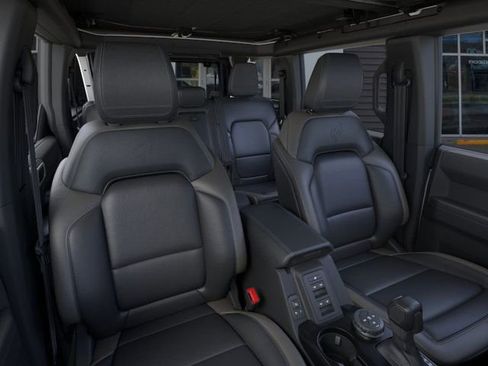 New 2026 Ford Bronco Outer Banks AWD/4WD image 10