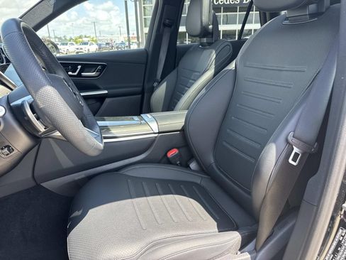 Used 2026 Mercedes-Benz GLC 300 image 15
