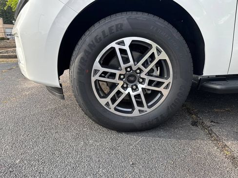 New 2026 Ford Expedition Max Active RWD image 22