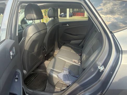Used 2016 Hyundai Tucson Limited w/ Option Group 03 FWD image 18