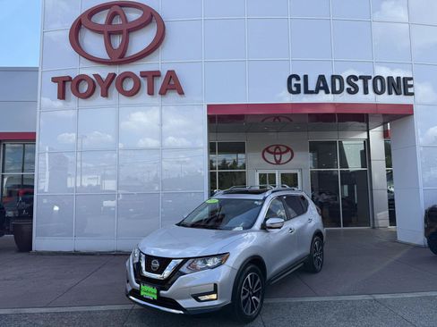 Used 2020 Nissan Rogue SL w/ Premium Package AWD/4WD image 1