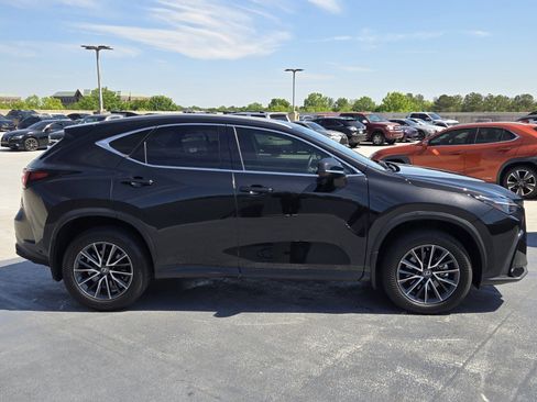 Used 2023 Lexus NX 350 AWD image 12