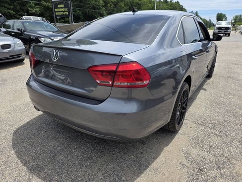 Used 2014 Volkswagen Passat TDI SE FWD image 9