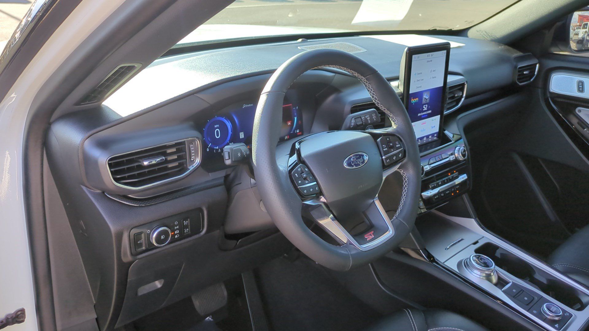 Used 2023 Ford Explorer ST w/ Equipment Group 401A AWD/4WD image 16