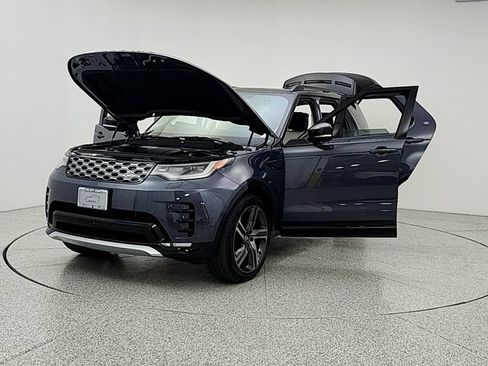 New 2026 Land Rover Discovery Limited Edition AWD/4WD image 9
