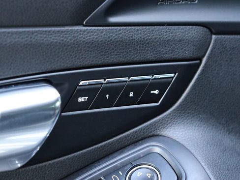 Used 2017 Porsche 718 Cayman image 31