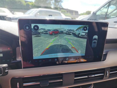 New 2026 Lincoln Corsair Premiere image 37