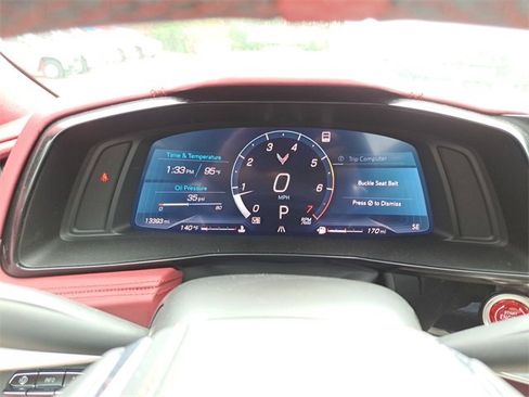 Used 2022 Chevrolet Corvette Stingray Premium Cpe w/ Z51 Performance Package image 12