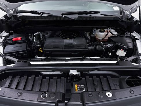 Used 2024 Chevrolet Silverado 1500 LT w/ Z71 Off-Road Package image 10