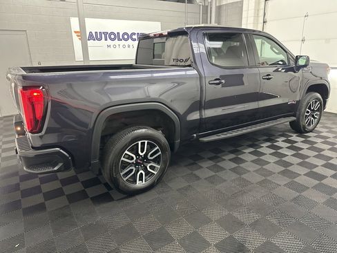 Used 2023 GMC Sierra 1500 AT4 w/ AT4 Premium Package image 10