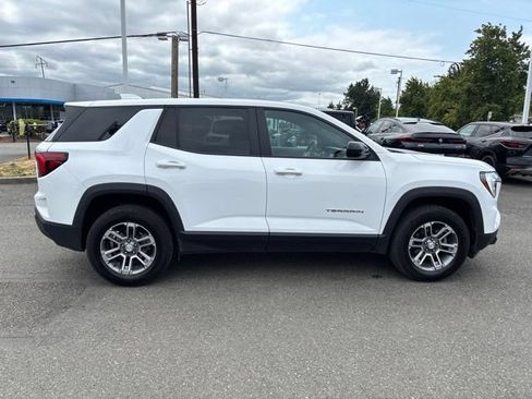 Used 2025 GMC Terrain Elevation AWD/4WD image 6
