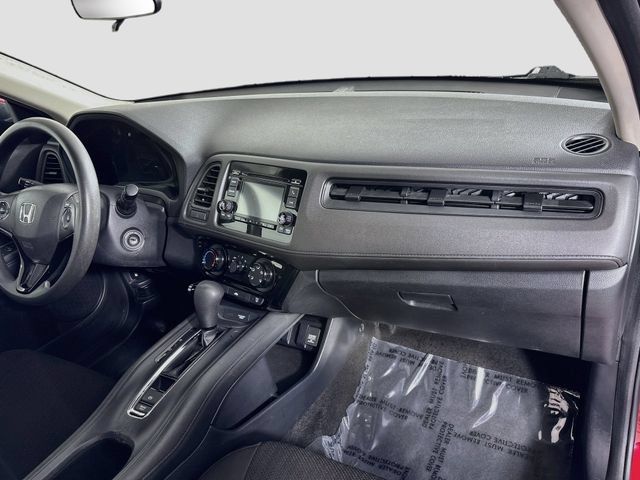 Used 2017 Honda HR-V LX image 25