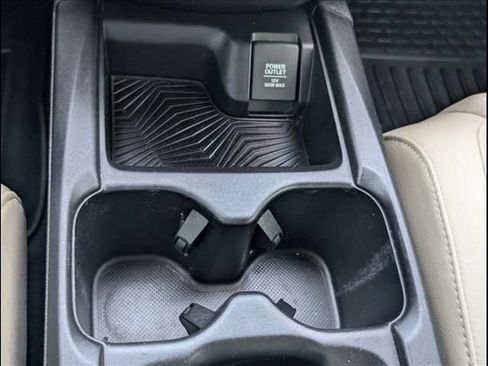 Used 2019 Honda CR-V Touring image 17
