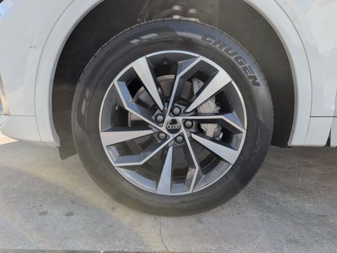 Used 2022 Audi Q5 2.0T Premium Plus image 13