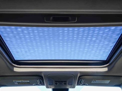 Used 2019 Toyota RAV4 XLE image 16