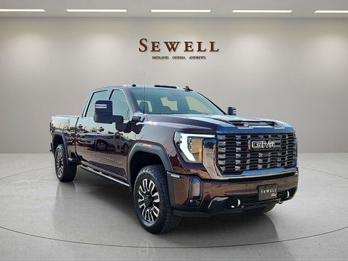 Used 2024 GMC Sierra 2500 Denali Ultimate w/ Max Trailering Package AWD/4WD image 7