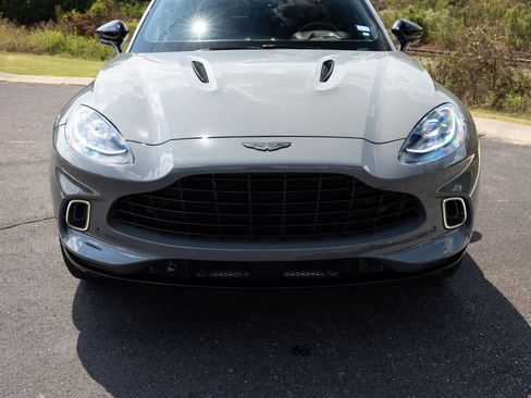 Used 2022 Aston Martin DBX AWD/4WD image 12