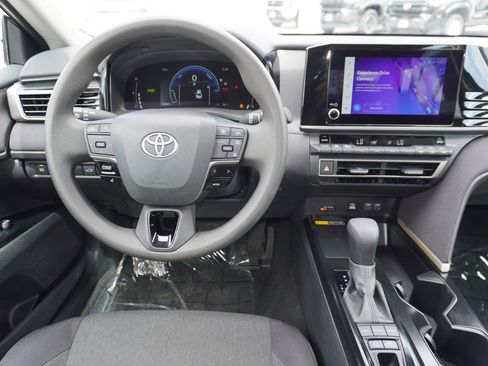 Certified 2025 Toyota Camry LE image 10