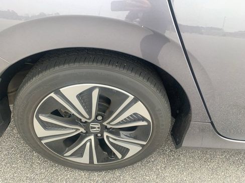 Used 2017 Honda Civic EX-L image 7