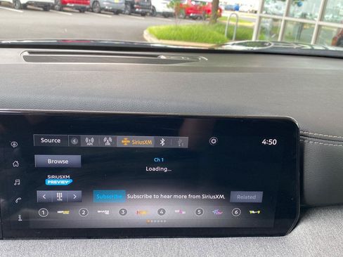 Certified 2025 Nissan Kicks SV AWD/4WD image 28
