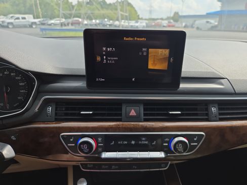 Used 2018 Audi A4 2.0T Ultra Premium Plus w/ Premium Plus Package image 19