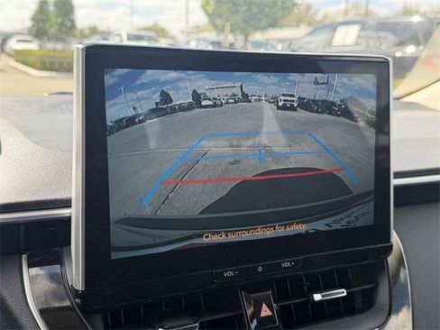 Certified 2025 Toyota Corolla XLE image 16