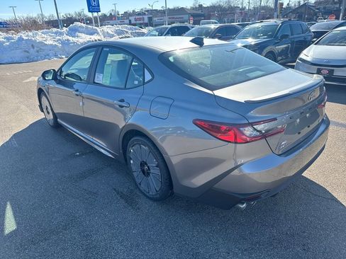 New 2026 Toyota Camry SE image 5