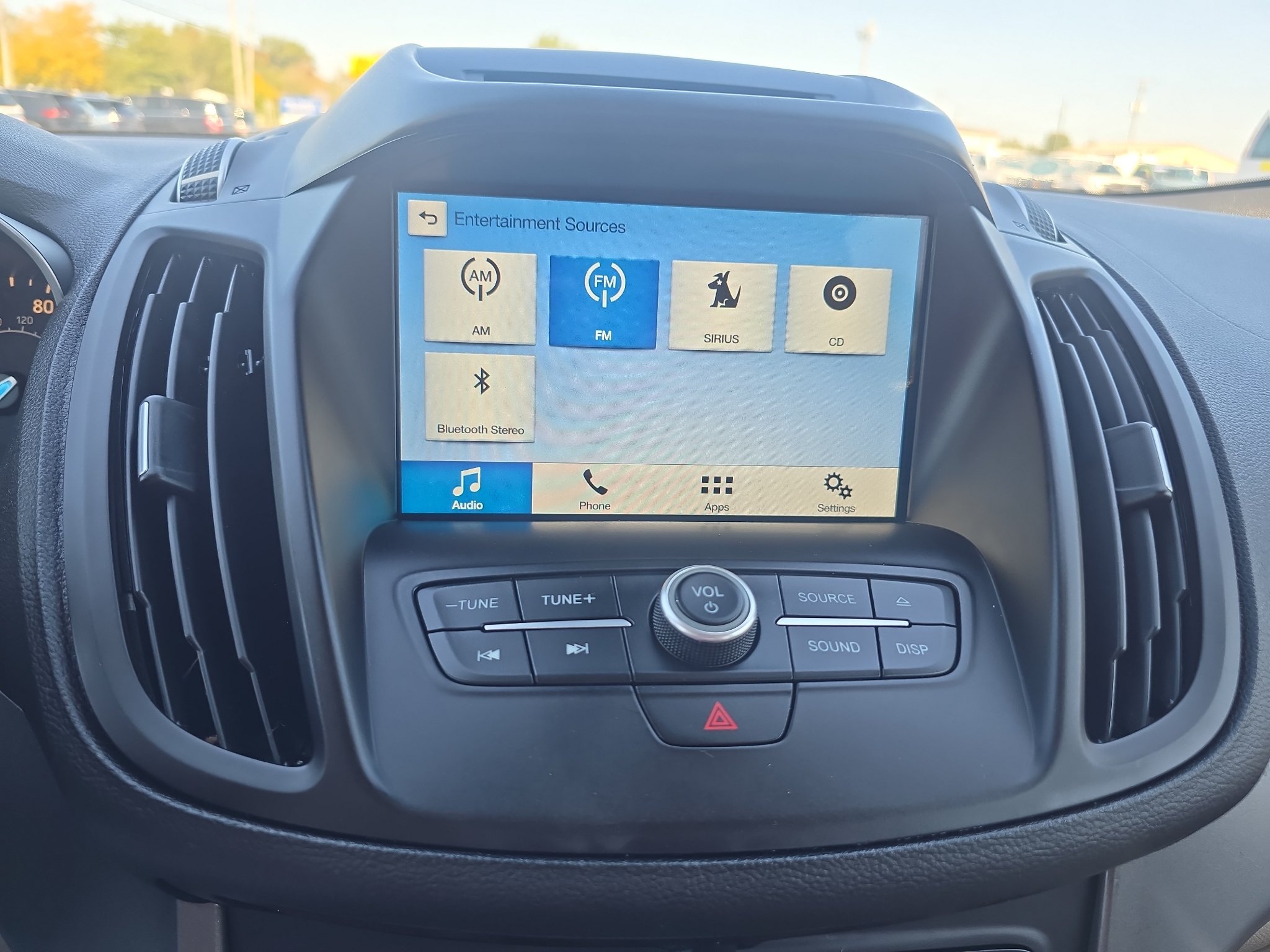 Used 2018 Ford Escape SE w/ Ford Safe & Smart Package FWD image 23
