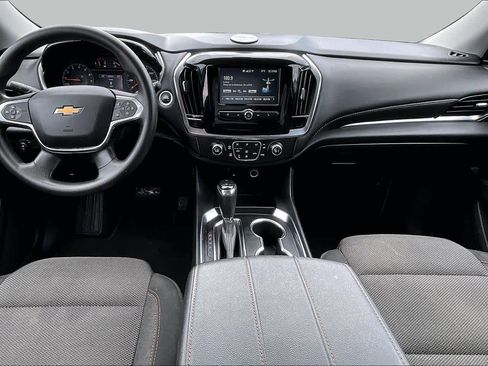 Used 2019 Chevrolet Traverse LS w/ LPO, Blackout Package FWD image 15