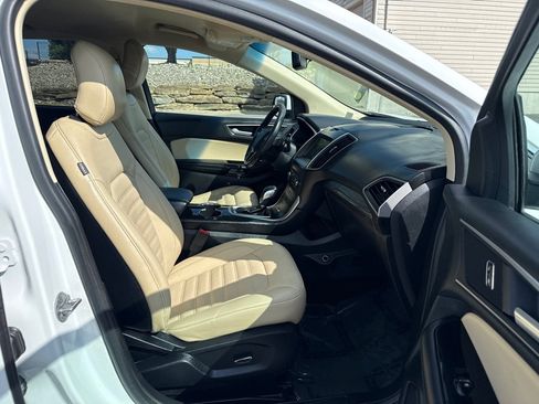 Used 2016 Ford Edge SEL w/ Equipment Group 201A AWD/4WD image 13
