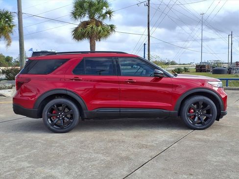 Certified 2020 Ford Explorer ST w/ ST Street Pack image 34
