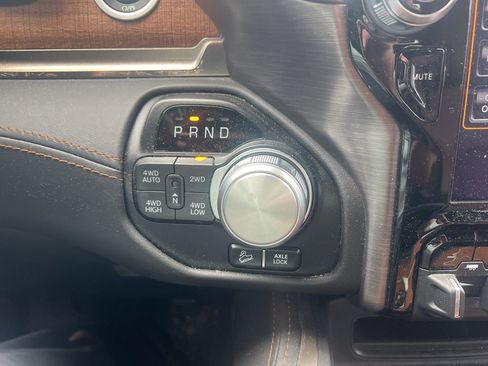 Used 2020 RAM 1500 Limited image 16