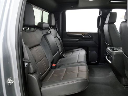 Used 2024 Chevrolet Silverado 3500 High Country w/ High Country Premium Package AWD/4WD image 19