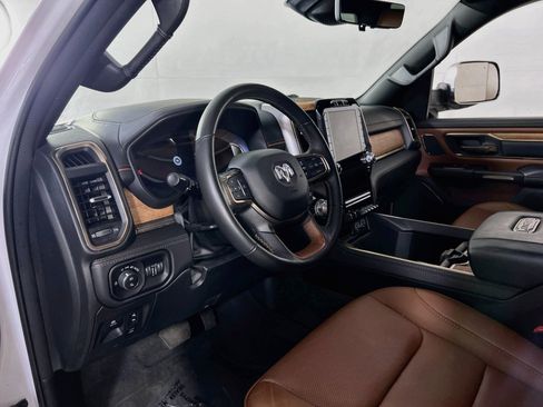Used 2023 RAM 1500 Limited AWD/4WD image 9