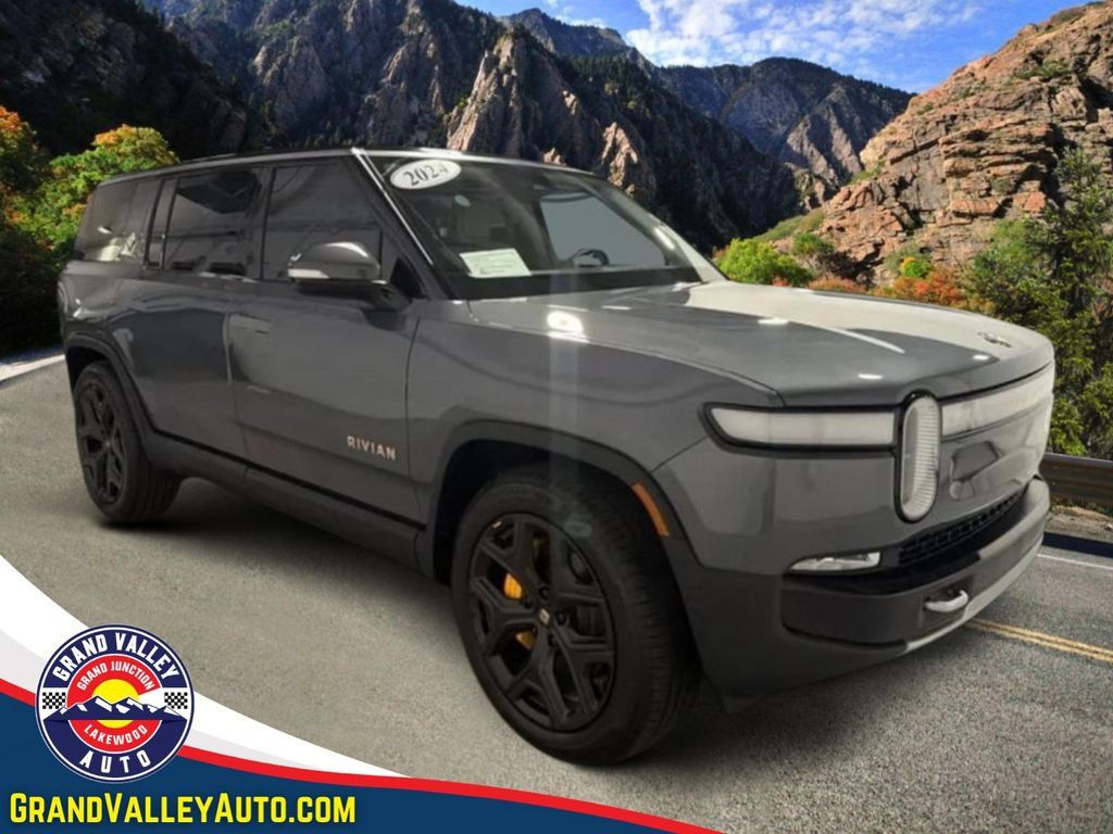Used 2024 Rivian R1S Launch Edition Quad AWD/4WD image 1