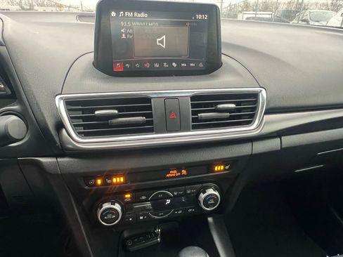 Used 2018 MAZDA MAZDA3 Grand Touring w/ Premium Equipment Package image 16