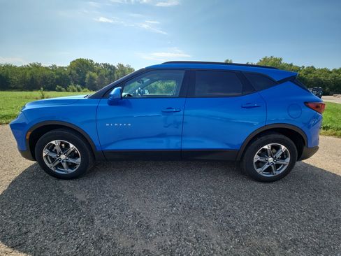 Used 2024 Chevrolet Blazer LT w/ Convenience Package AWD/4WD image 9