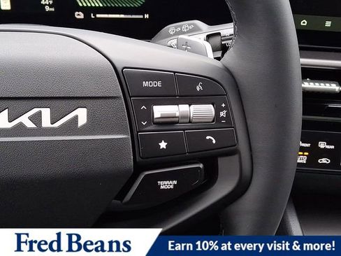 New 2026 Kia Sportage EX image 16