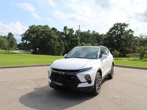 Used 2024 Chevrolet Blazer RS w/ Driver Confidence II Package FWD image 20