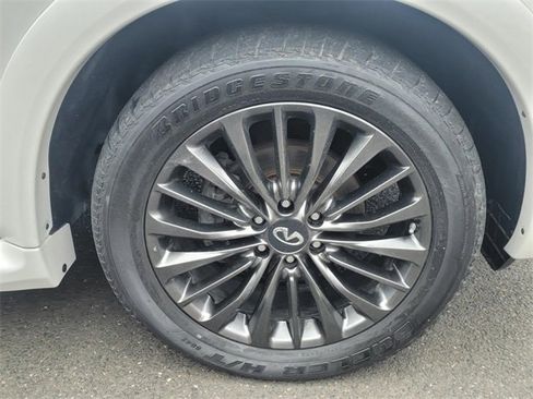 Used 2022 INFINITI QX80 Premium Select w/ Cargo Package image 5