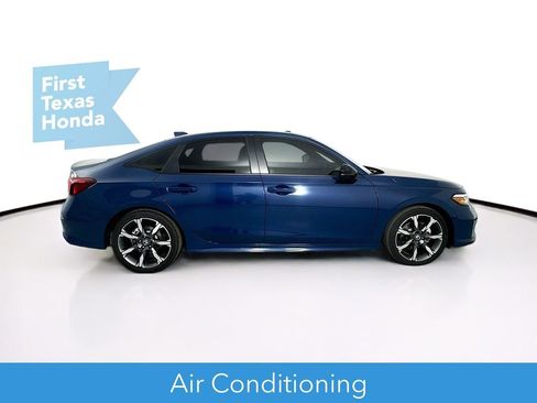 Used 2026 Honda Civic Sport Touring image 9