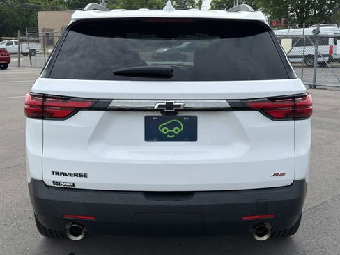 Certified 2023 Chevrolet Traverse RS FWD image 6